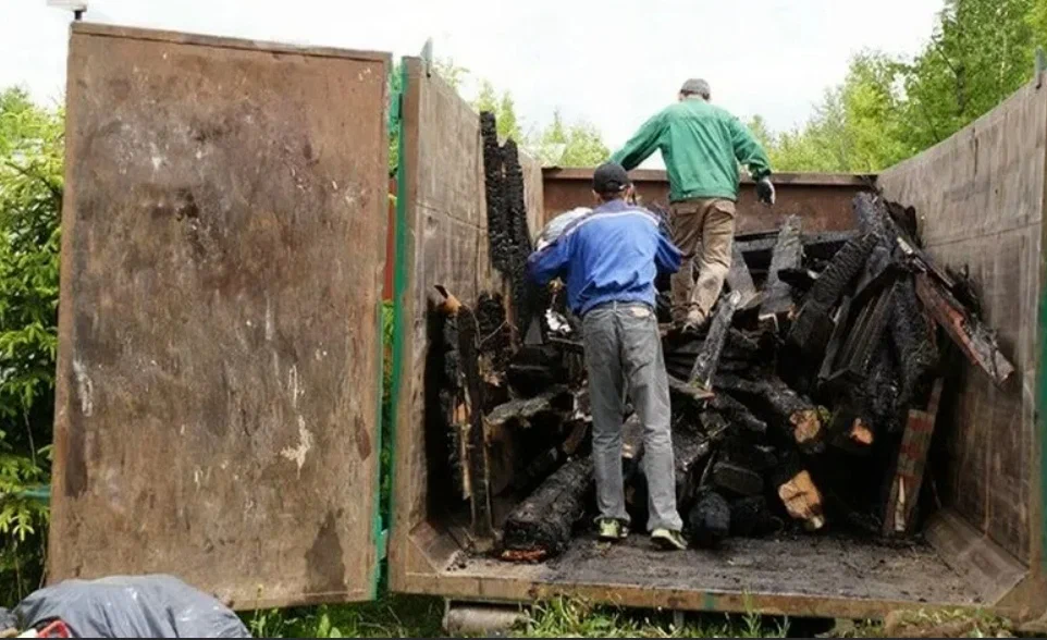 Вывоз мусора после пожара в Рязани от ПроМусор — уборка, утилизация, цена от 2516 руб
