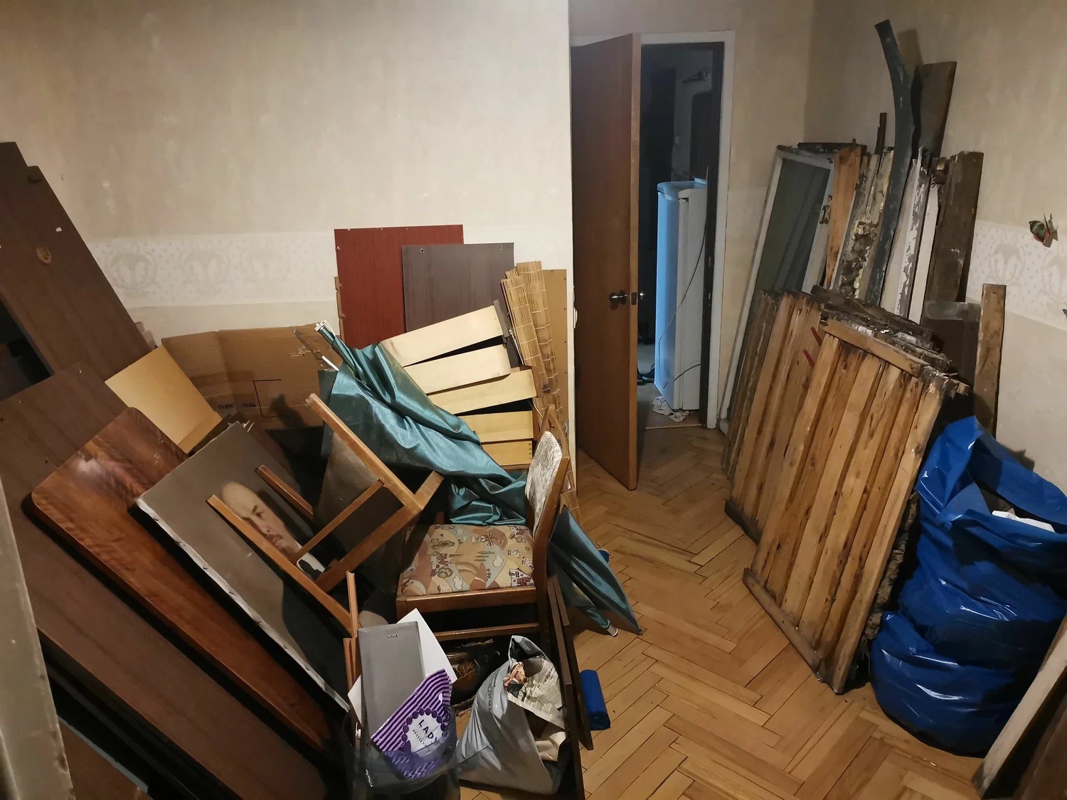 Демонтаж мебели с вывозом и утилизацией в Рязани в октябре